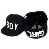 Бейсболка Snapback с прямым козырьком черная BOY/GIRL